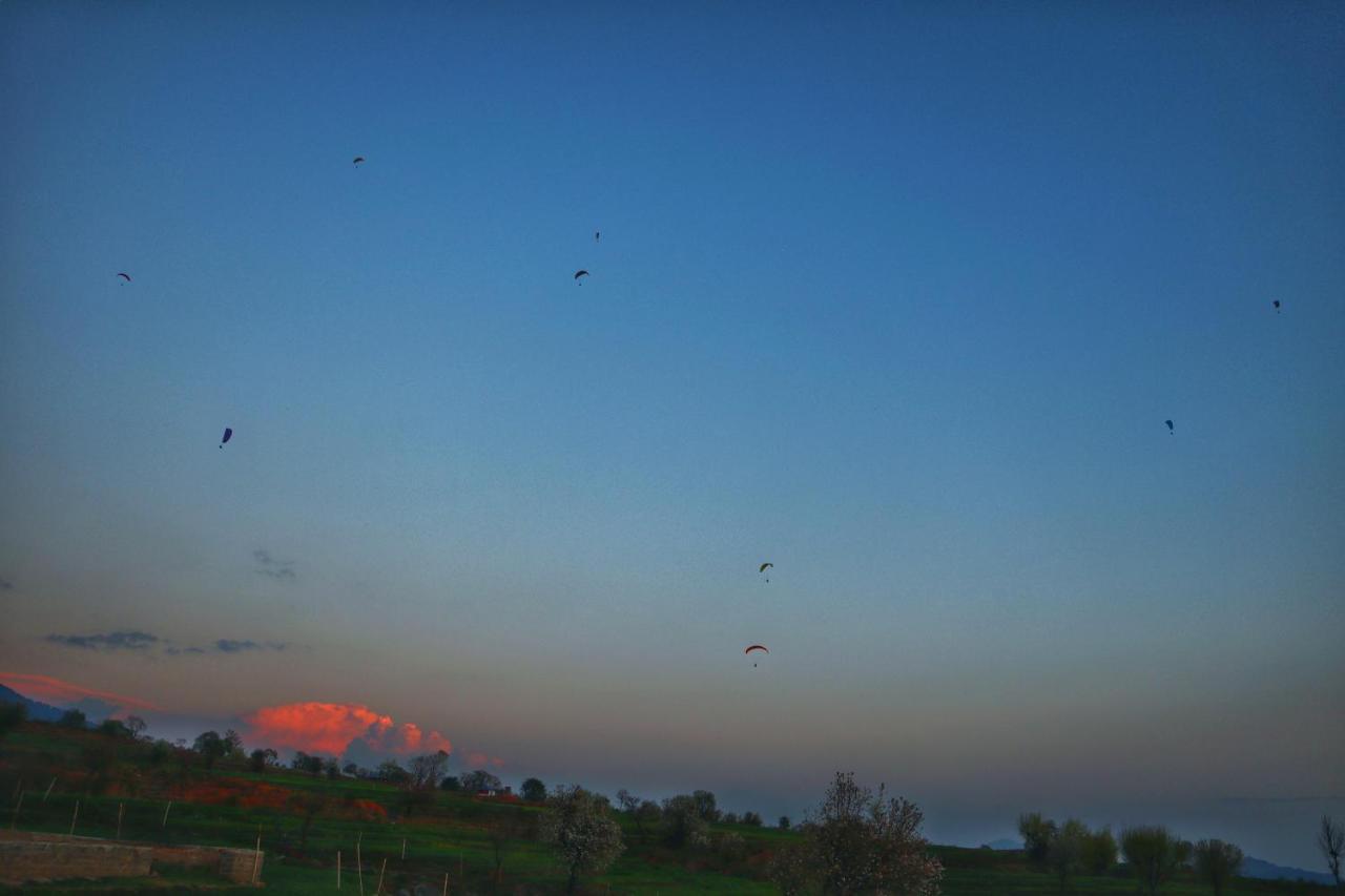 Raahi Stay, Landing Site Bir - Stay & Cafe מראה חיצוני תמונה